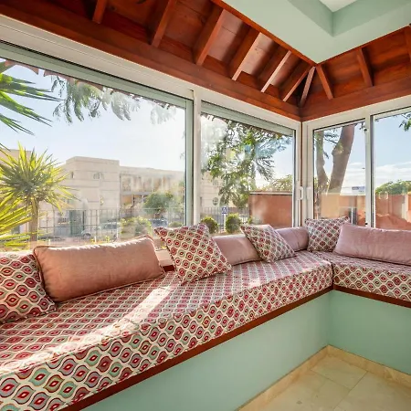 Elegant Paola Private Heated Pool Holiday home