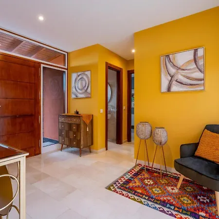 Holiday home Elegant Paola Private Heated Pool *